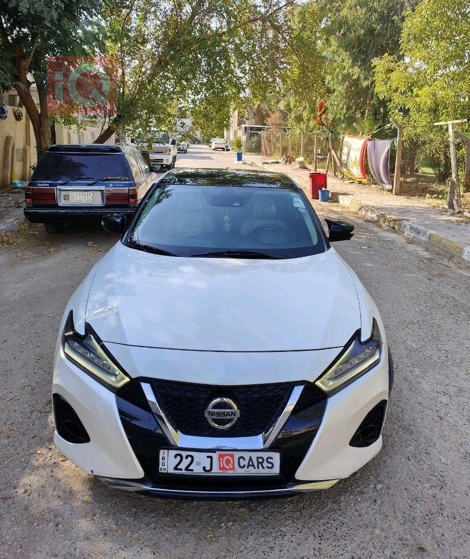 نيسان ماكسيما